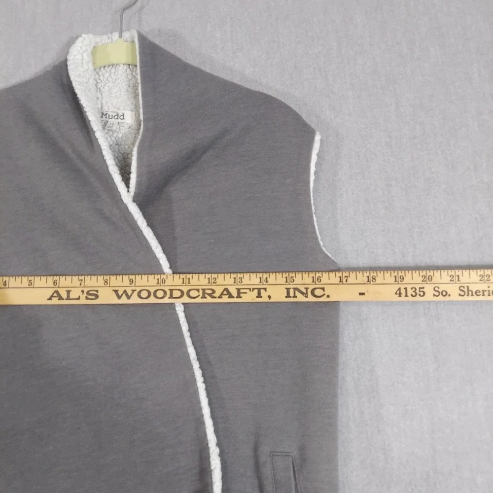 Mudd Sherpa Lined Vest Girls 4 Gray‎ Open Front Fleece Cozy Winter Layering Warm